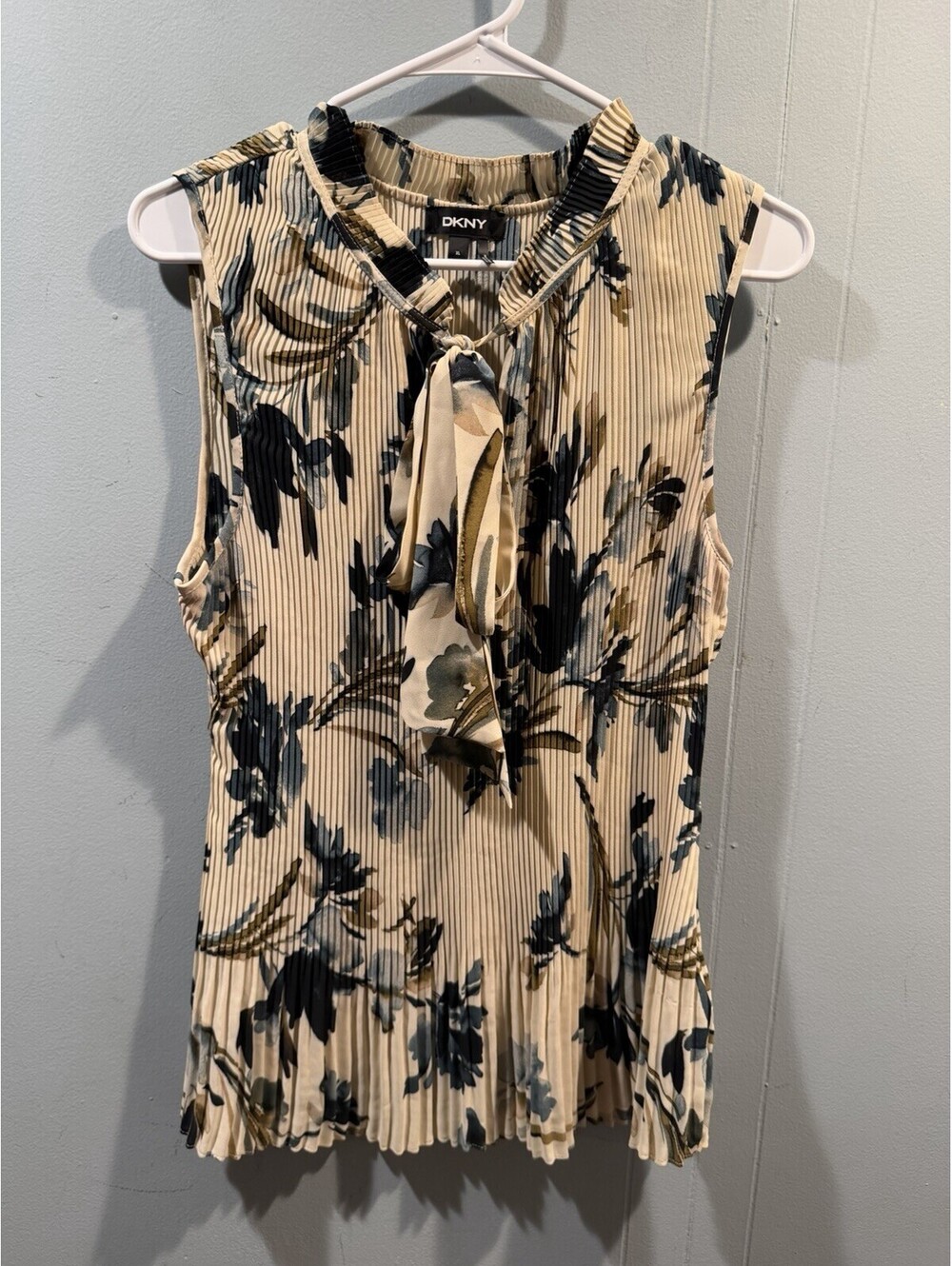 Womens DKNY Sleeveless Floral Top Size XL Beige Stretch